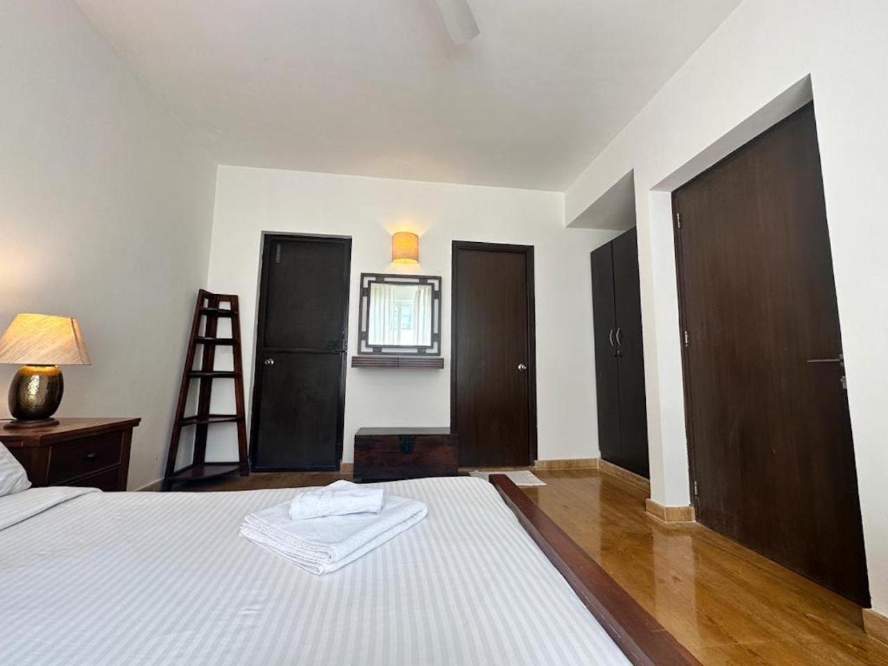 Villa M - Jia 4 Candolim Goa 3Bhk, Pool Facing, Near Beach, Free Breakfast, Free Wifi And Prime Location Aguada Exteriér fotografie